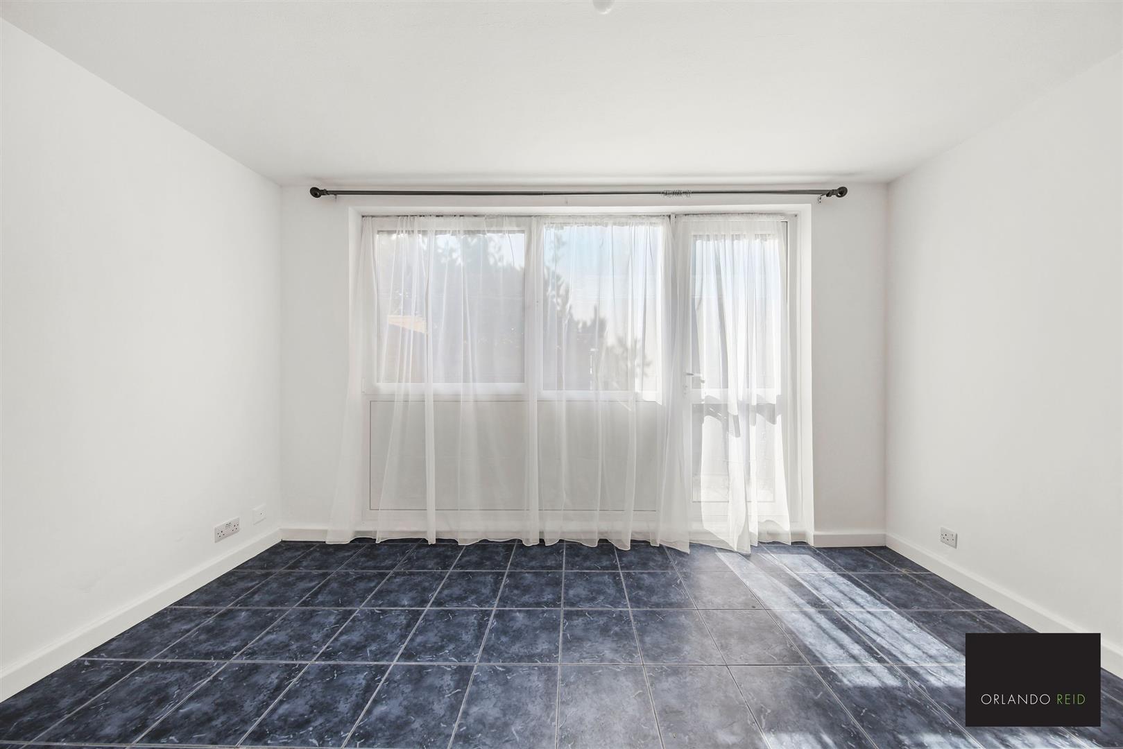 Cottage Grove, Clapham